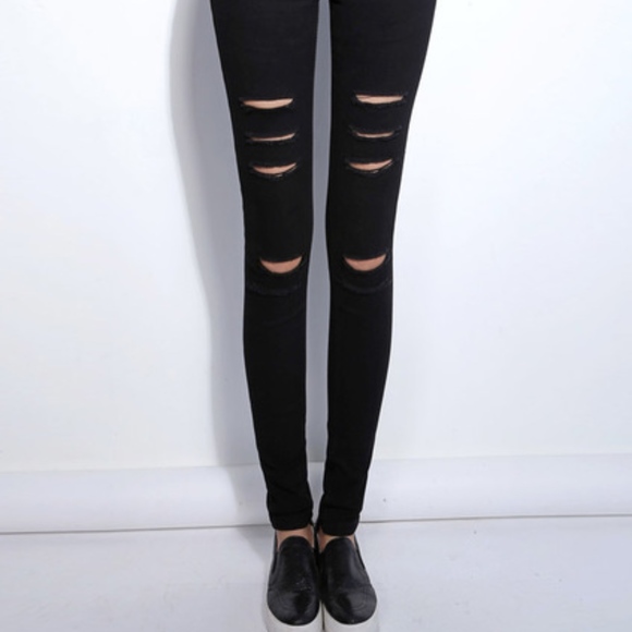 NEW!! Black High-Waisted Ripped Denim Leggings!! - Picture 2 of 7